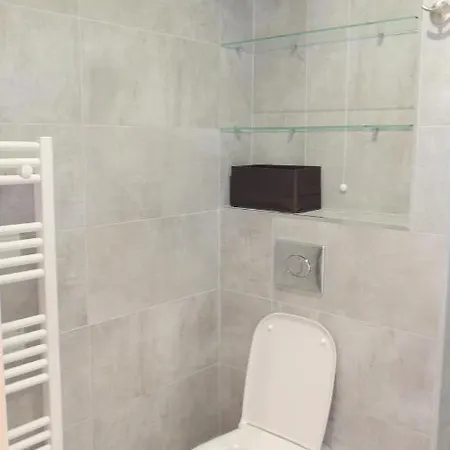 Very Nice With Sea View Ideally Located At 750m From The Port And Shops. Appartement Porto-Vecchio (Corsica)