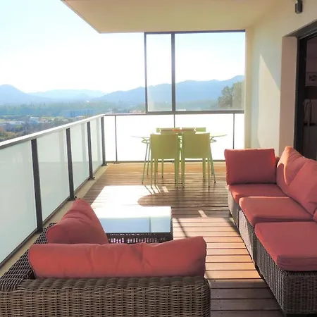 Very Nice With Sea View Ideally Located At 750m From The Port And Shops. Appartement *